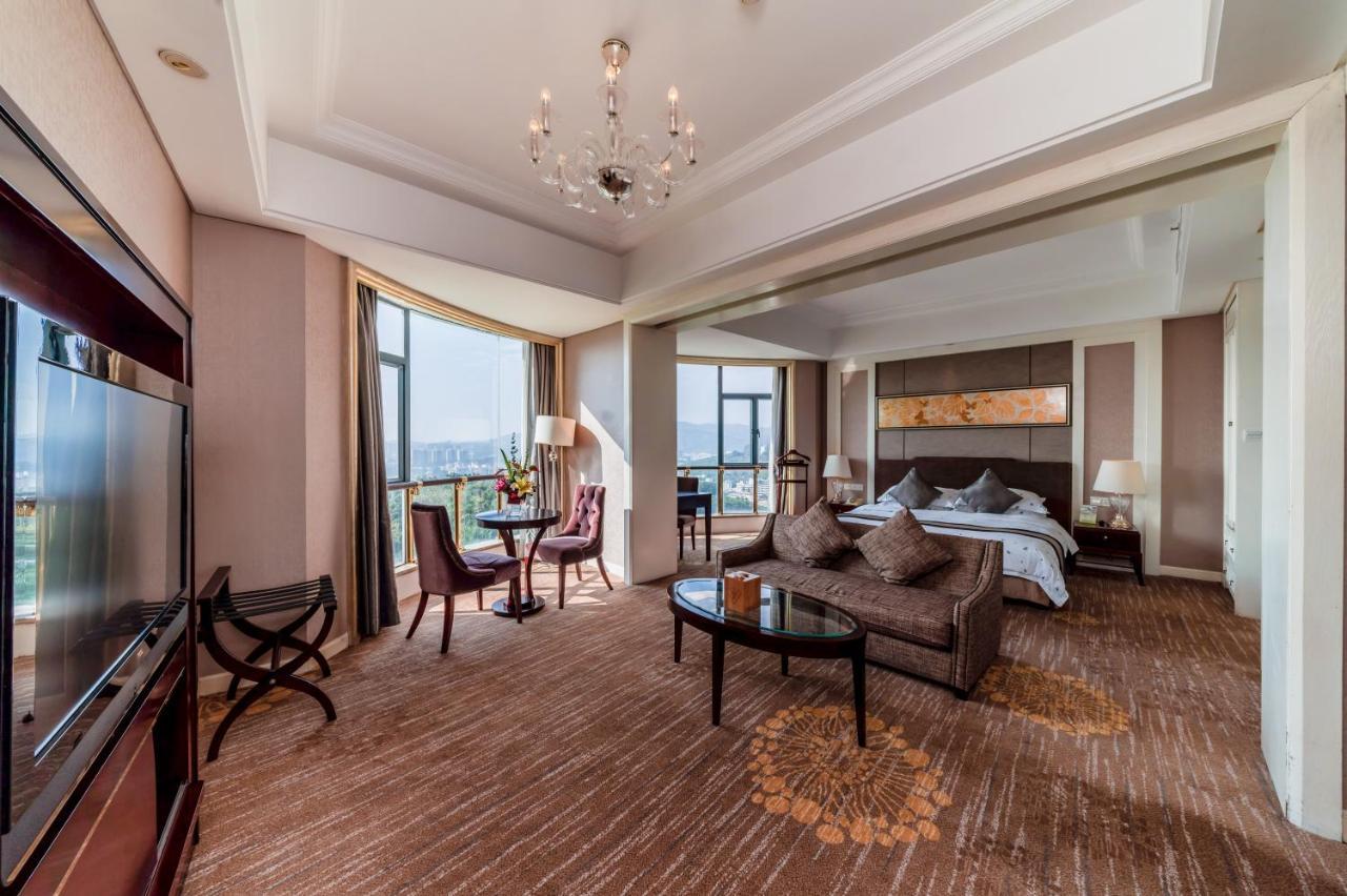 Goodview Hotel Sangem Zhangmutou Exteriör bild